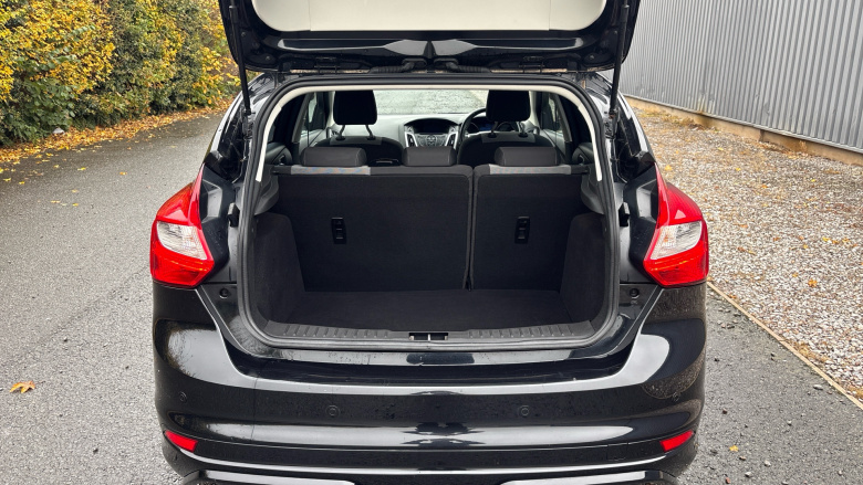 Ford Focus 1.6 182 EcoBoost Zetec S 5dr Petrol Hatchback